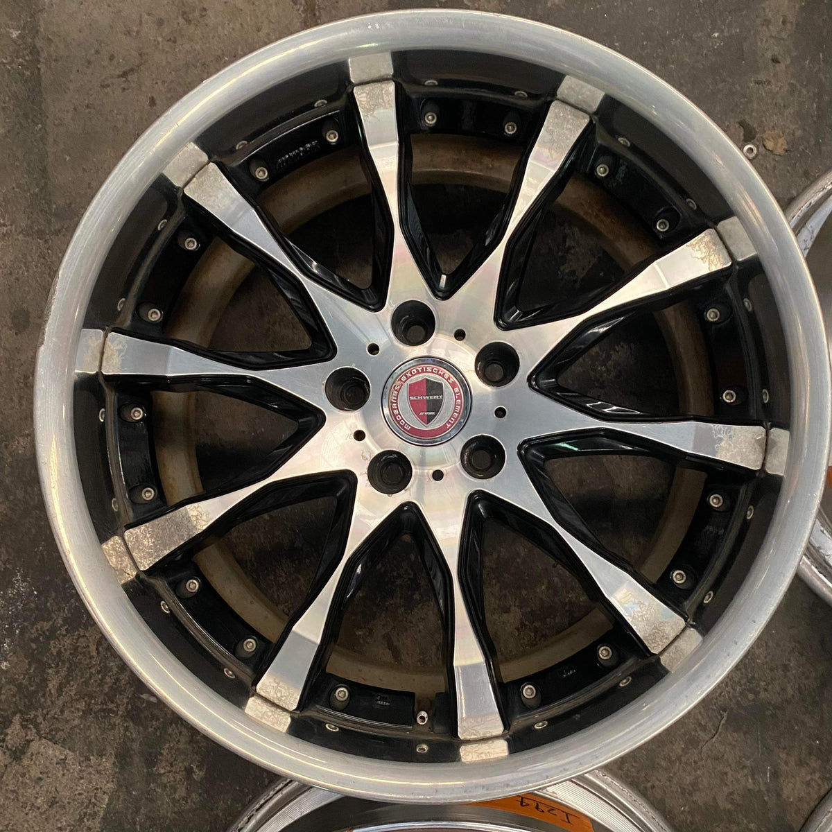 workワーク シュバート SC2 19インチ8J インセット+45 225／40 4本タイヤ