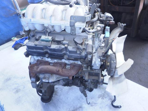Nissan Elgrand E51 VQ35 Engine