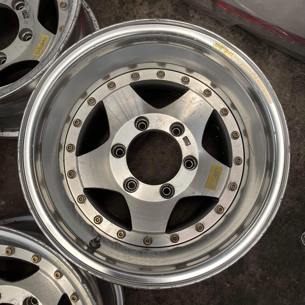 Bridgestone Berg 15